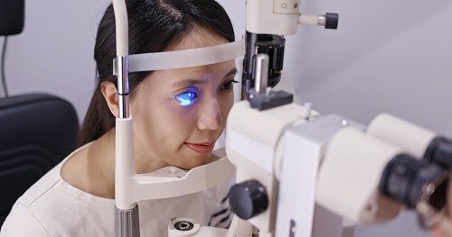 un soin de base pour la santé de l’œil